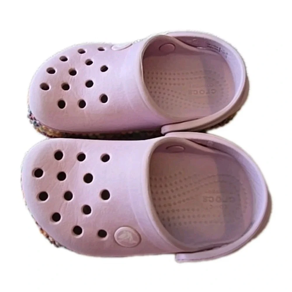 Crocs 8 C‎ Pink Slipon With Studs